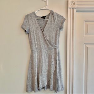 Tulip blue short-Sleeved Flowy v-neck dress